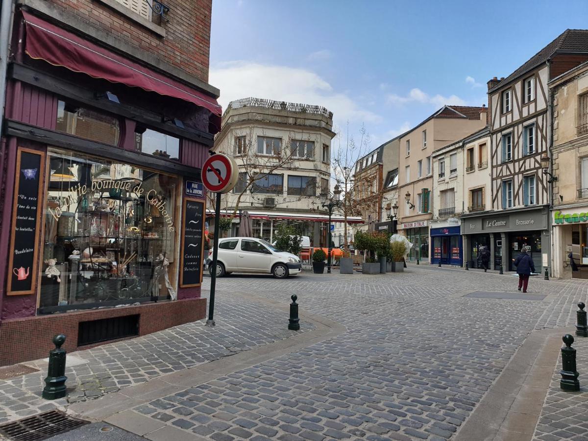 Appartement Hyper-Centre Epernay Avec Sauna Et Parking Prive Épernay Exterior foto