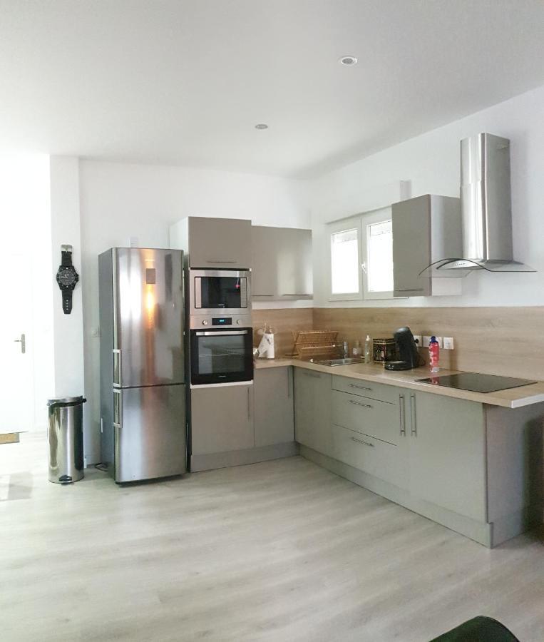 Appartement Hyper-Centre Epernay Avec Sauna Et Parking Prive Épernay Exterior foto
